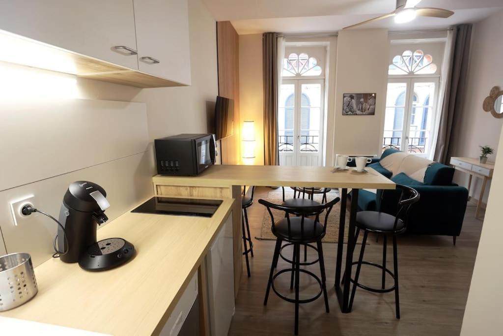 Chez Juliette, Proche Place Nationale Avec Parking Монтобан Экстерьер фото